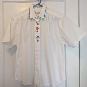 Vintage Northern Isles white button down shirt with colorful embroidery